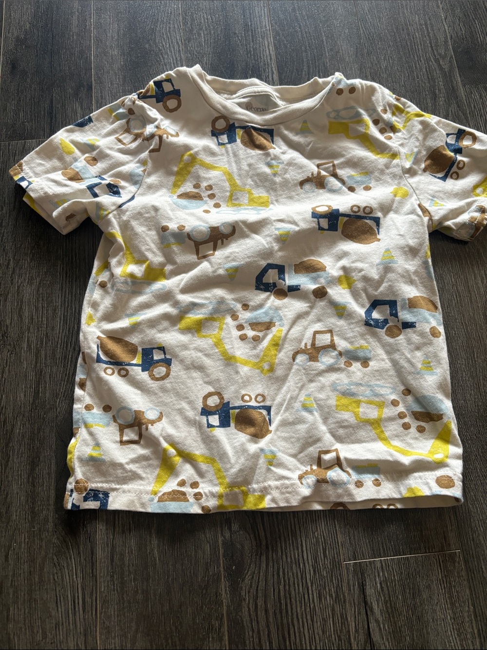 Boys 5t tee *free with bundle purchase